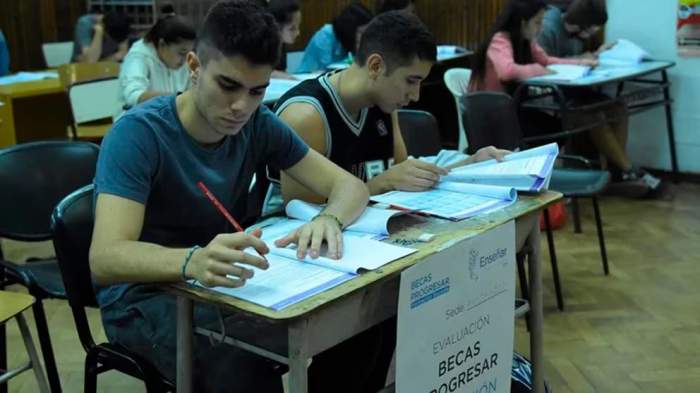 Nación anunció el aumento del 75% del monto de las Becas Progresar