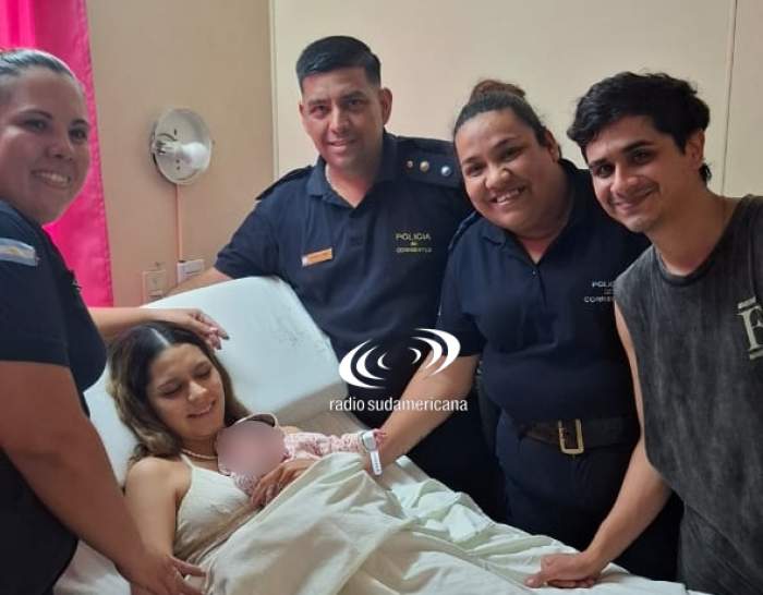 Policías asistieron a una mamá que dio en una estación de servicio
