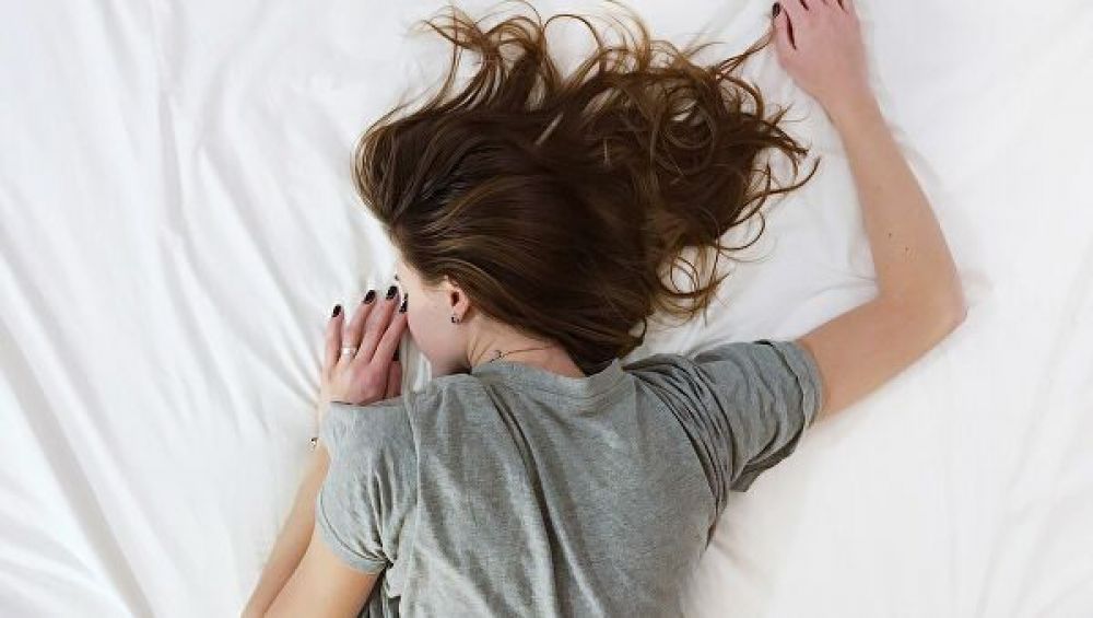 Qué tan importante es dormir bien para enfrentar el Covid 19