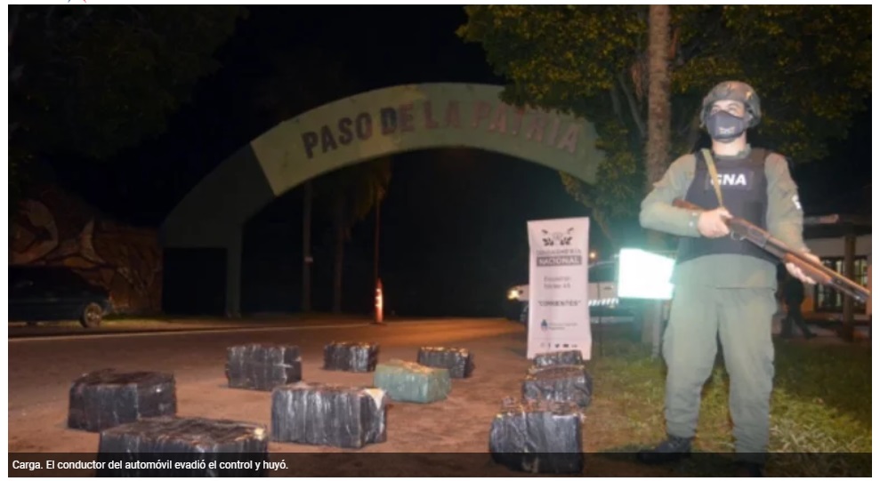 San Cosme: Secuestraron más de 300 kilos de droga en un auto que fue abandonado