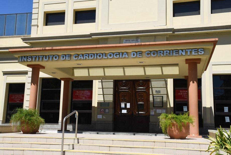 Un exministro de Corrientes fue internado de urgencia en el Instituto Cardiológico