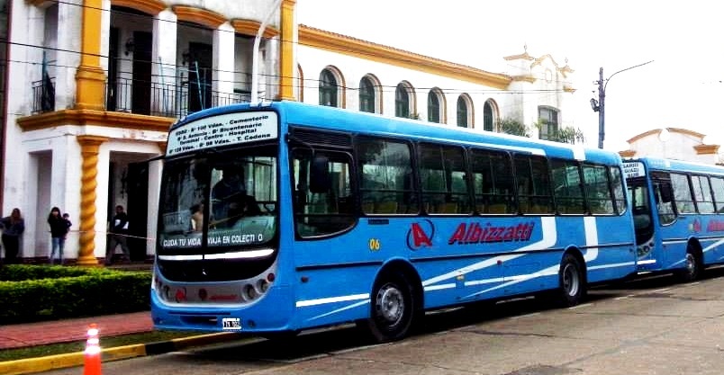 Esquina: Desde marzo vuelven los colectivos a Corrientes