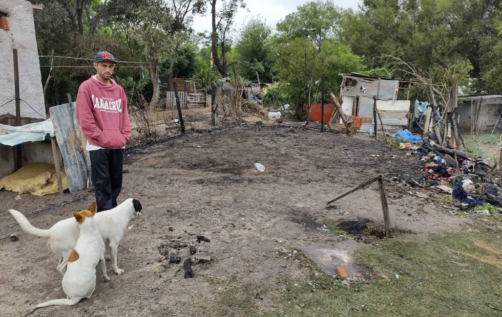 Corrientes: perdieron todo en el incendio de su casa y acusan a una familia vecina