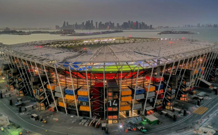 Qatar: hay preocupación por el mal estado del campo en el que jugará Argentina