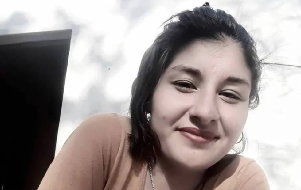 Mataron a puñaladas a una mujer frente a su hija de dos años