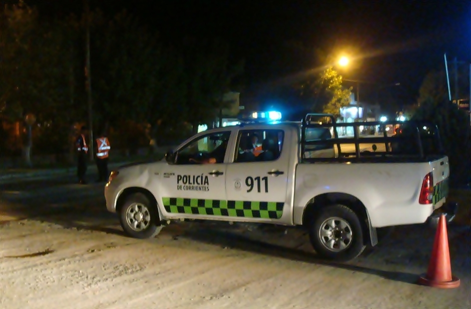 Tres muertos tras un choque frontal entre dos vehículos en ruta 12