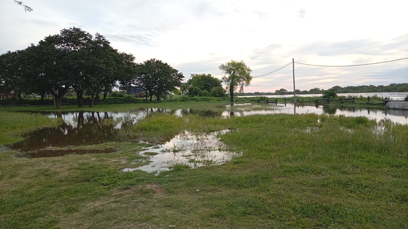 Nación despliega operativos de asistencia en siete localidades correntinas por la creciente del Paraná