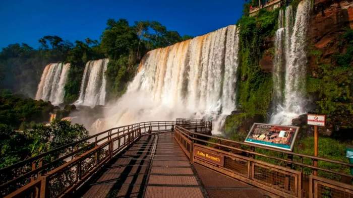 Hallaron un cuerpo en Foz de Iguazú: investigan si es el hombre que se cayó
