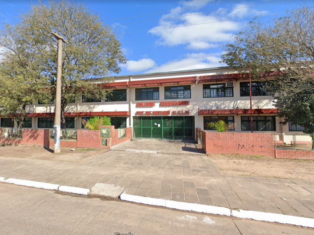 Preocupación en la Escuela Illia: una persona de limpieza dio positivo a coronavirus