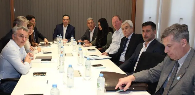 En modo Región Litoral, Valdés y Pullaro aúnan estrategias legislativas