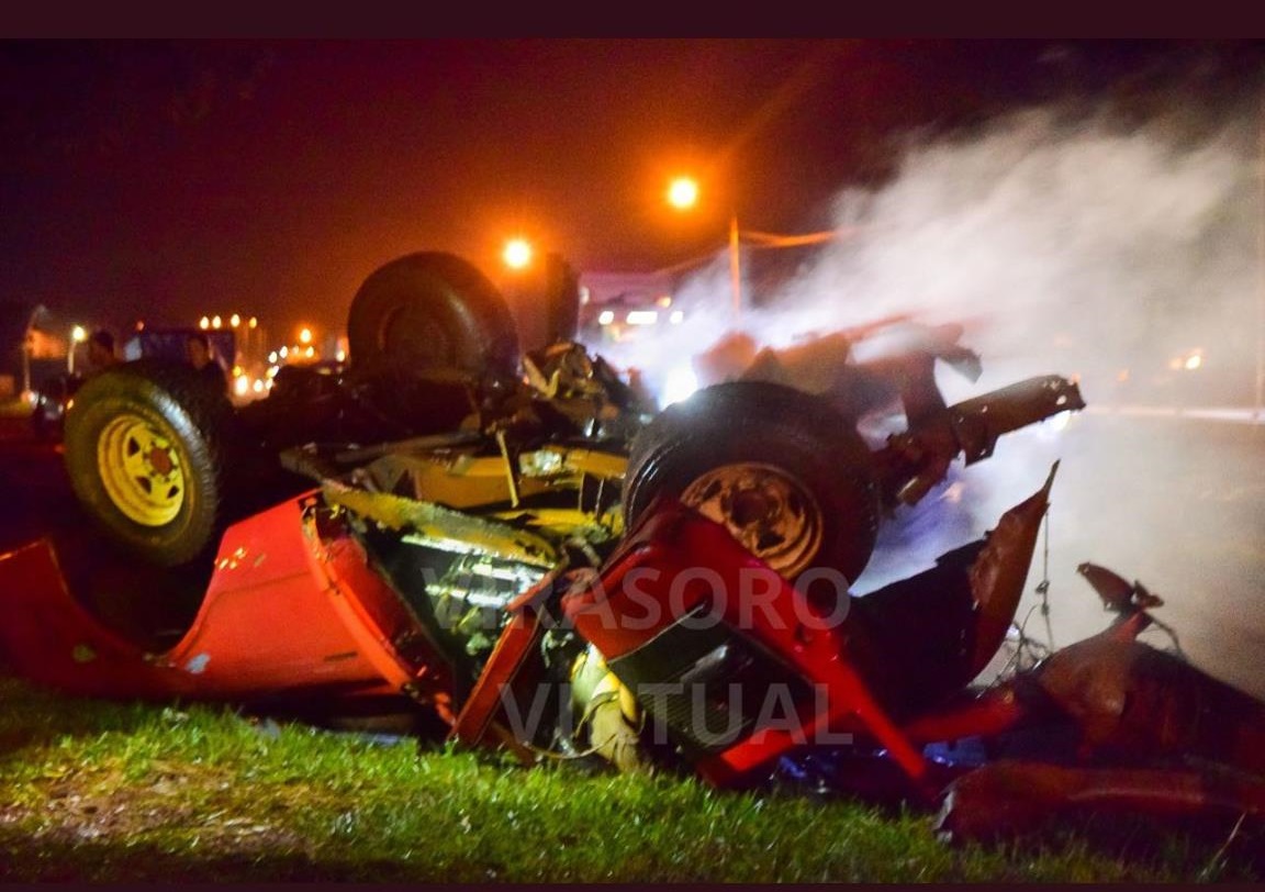 Chocaron un colectivo de larga distancia y una camioneta: hay un muerto