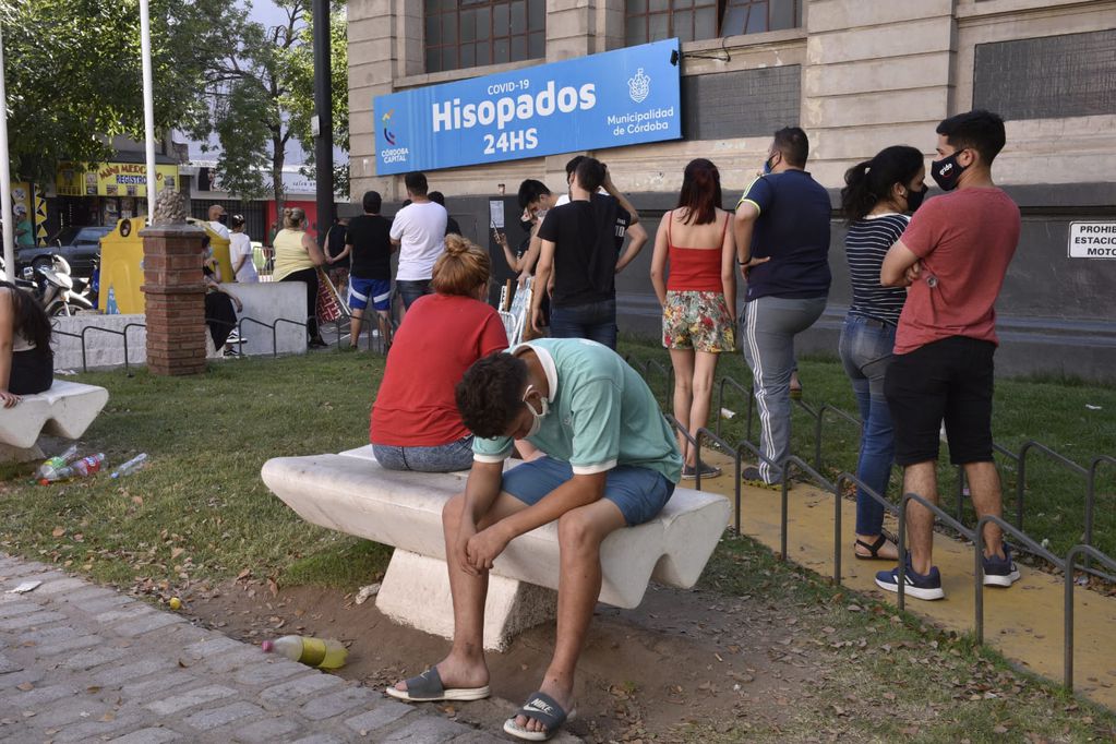 Récord de contagios en Argentina: confirmaron 81.210 nuevos casos de Covid