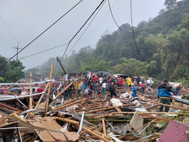 Colombia: al menos 11 muertos y 35 heridos por un alud