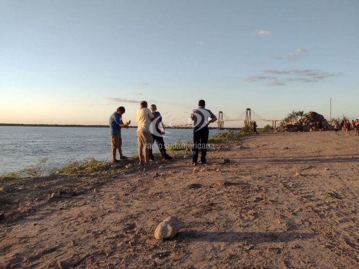 Corrientes: Escapaba de la policía, se metió al Río Paraná y desapareció