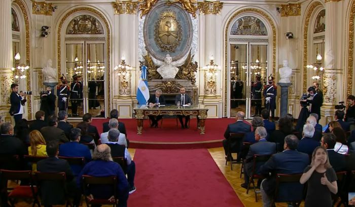 Bono para jubilados, trabajadores informales y monotributistas