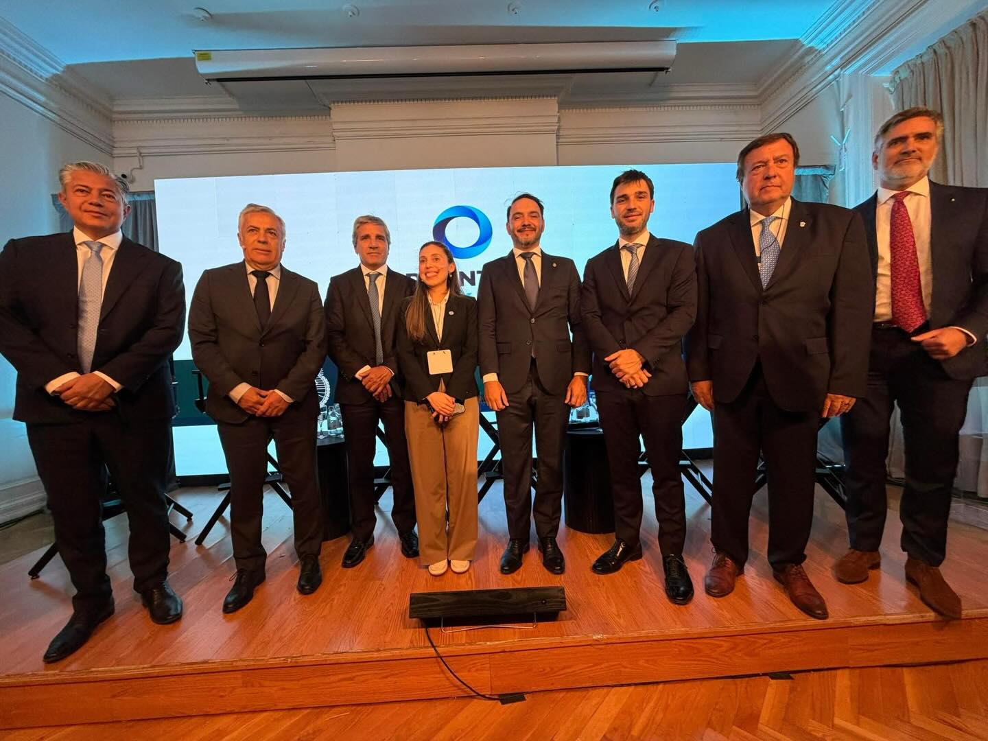 Juan Pablo Valdés culminó su participación en Argentina Week ponderando los beneficios del gas natural en Corrientes