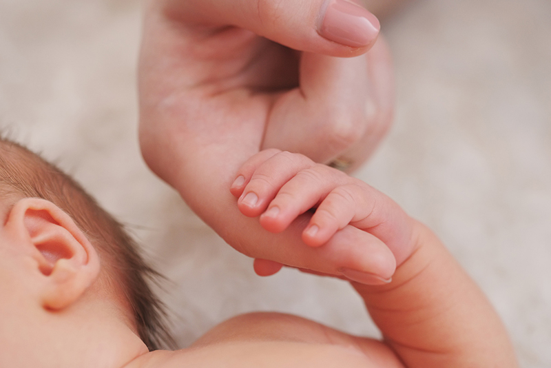Una beba está grave por tomar una mamadera de dióxido de cloro