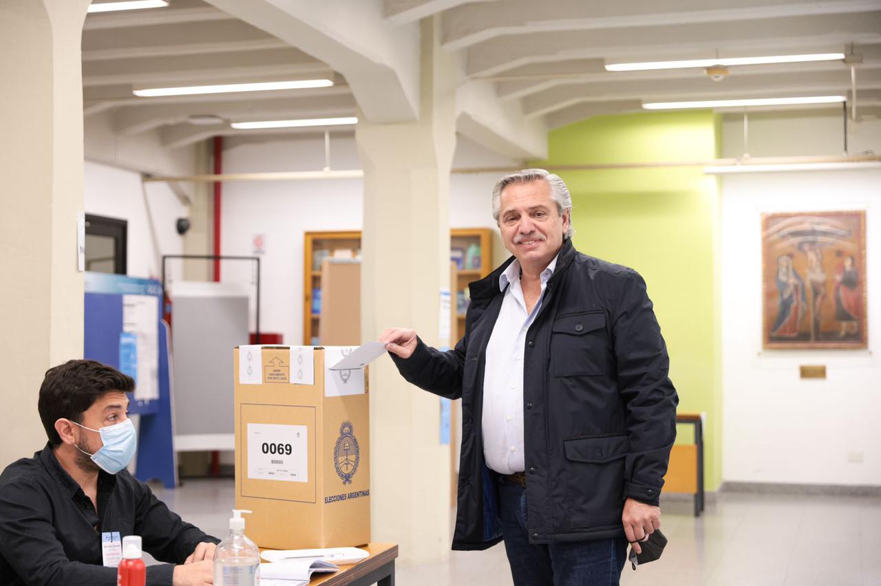 Votó Alberto: "es importante que el pueblo se exprese con todas sus convicciones"