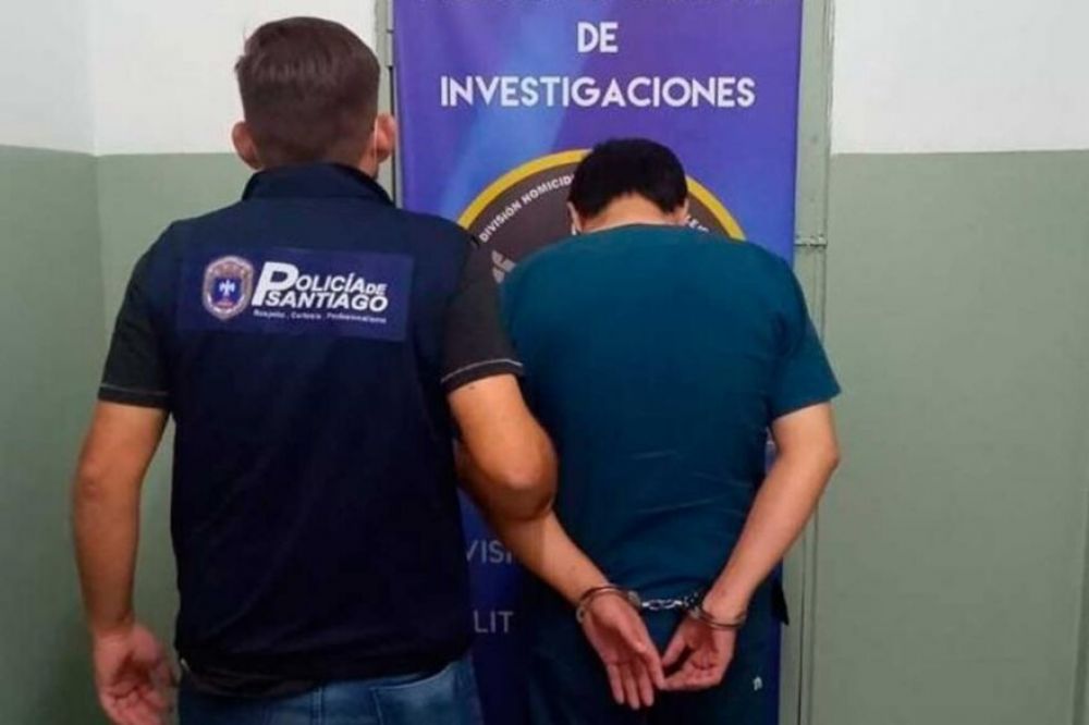 Robaron cientos de vacunas contra COVID-19 y cobraban por aplicarlas