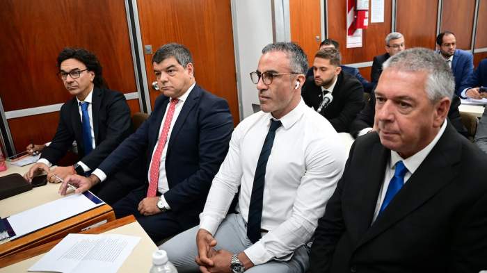 Juicio por la muerte de Maradona: juez apartó a un abogado defensor