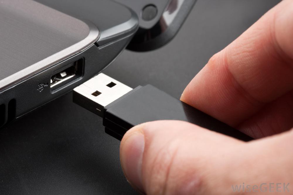Lo descubrieron porque abusaba de su hija de 13 años y lo grababa en un pendrive