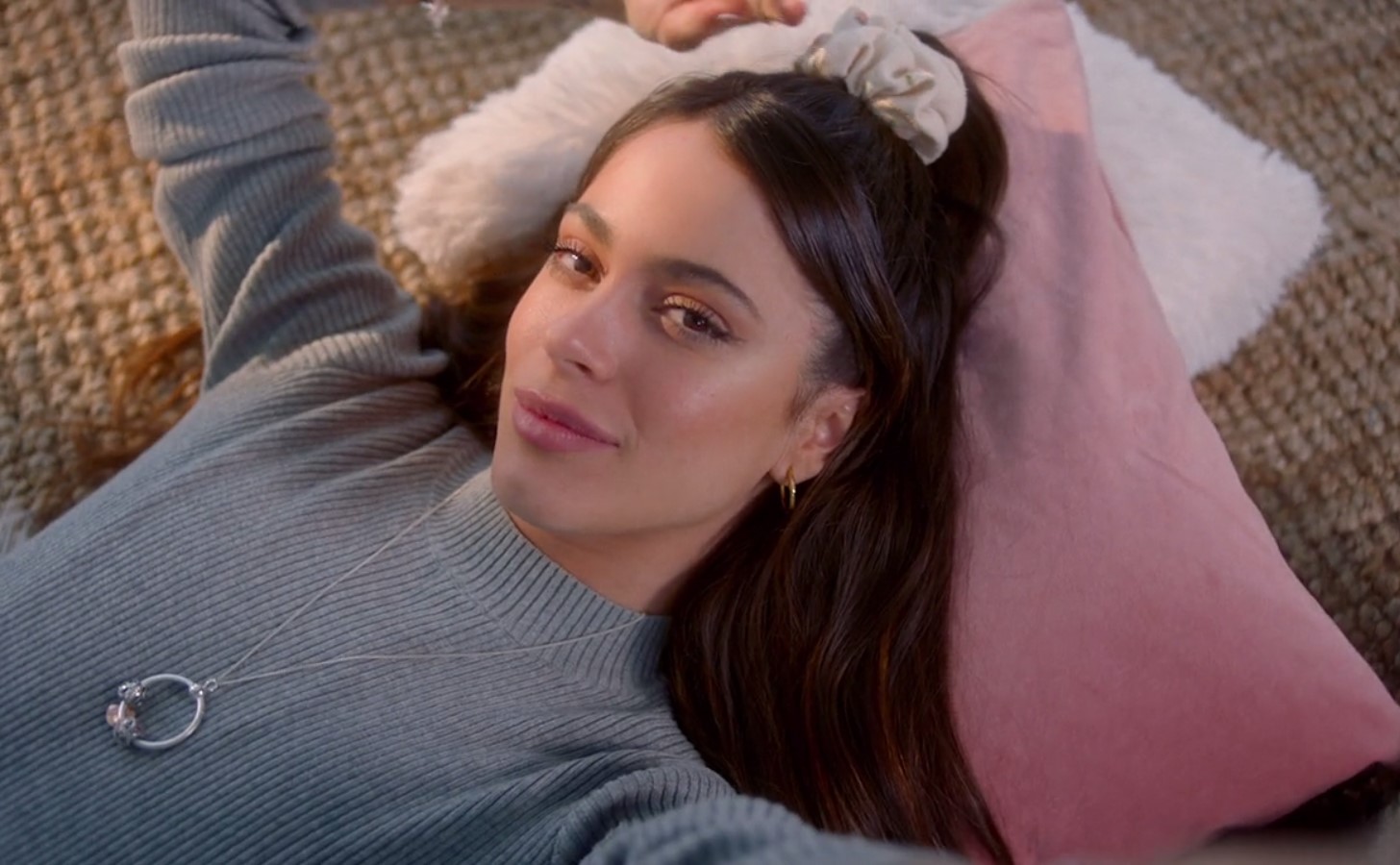 Tini Stoessel furiosa con una seguidora: "Terminé muchas noches sin querer despertarme"
