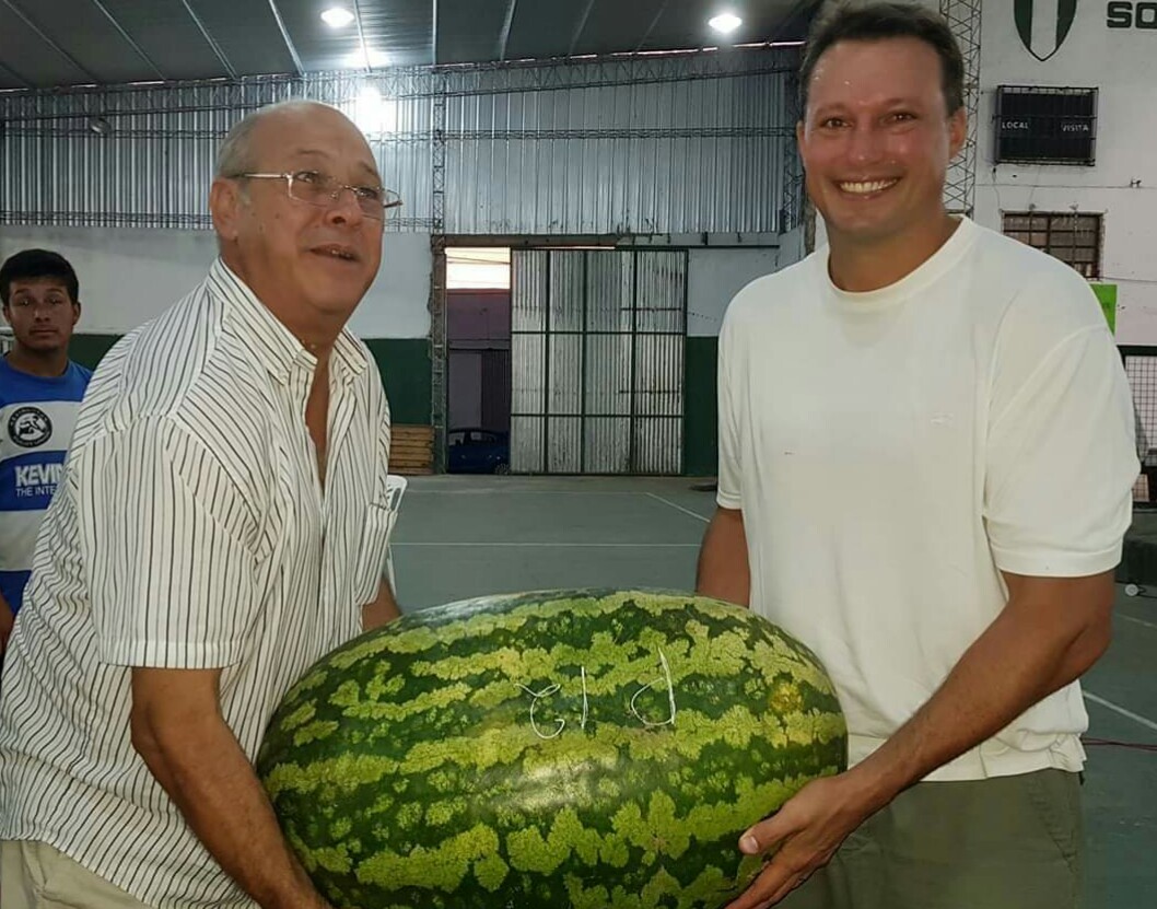 La Sandía más pesada tiene 46,300 kg. consagrando como ganador a Emilio Aranda