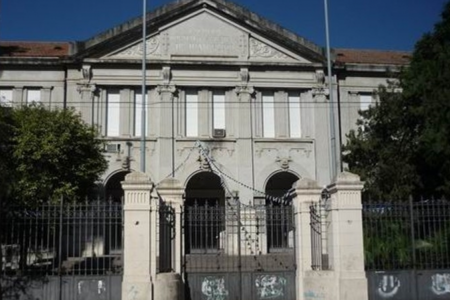 Corrientes: Estudiantes aislados por COVID-19 en una Escuela céntrica