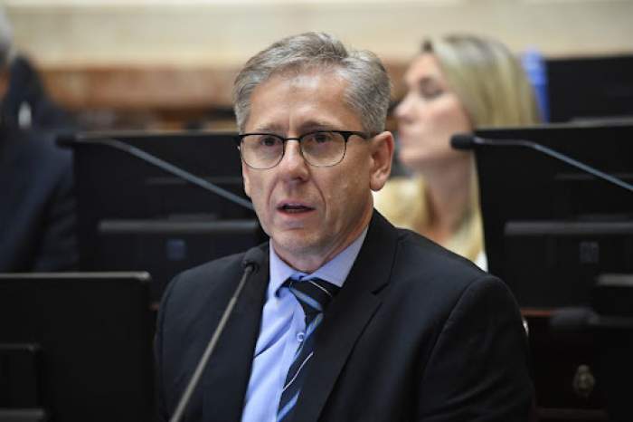 Vischi sobre Colombi: "Es una alternativa de volver al pasado"