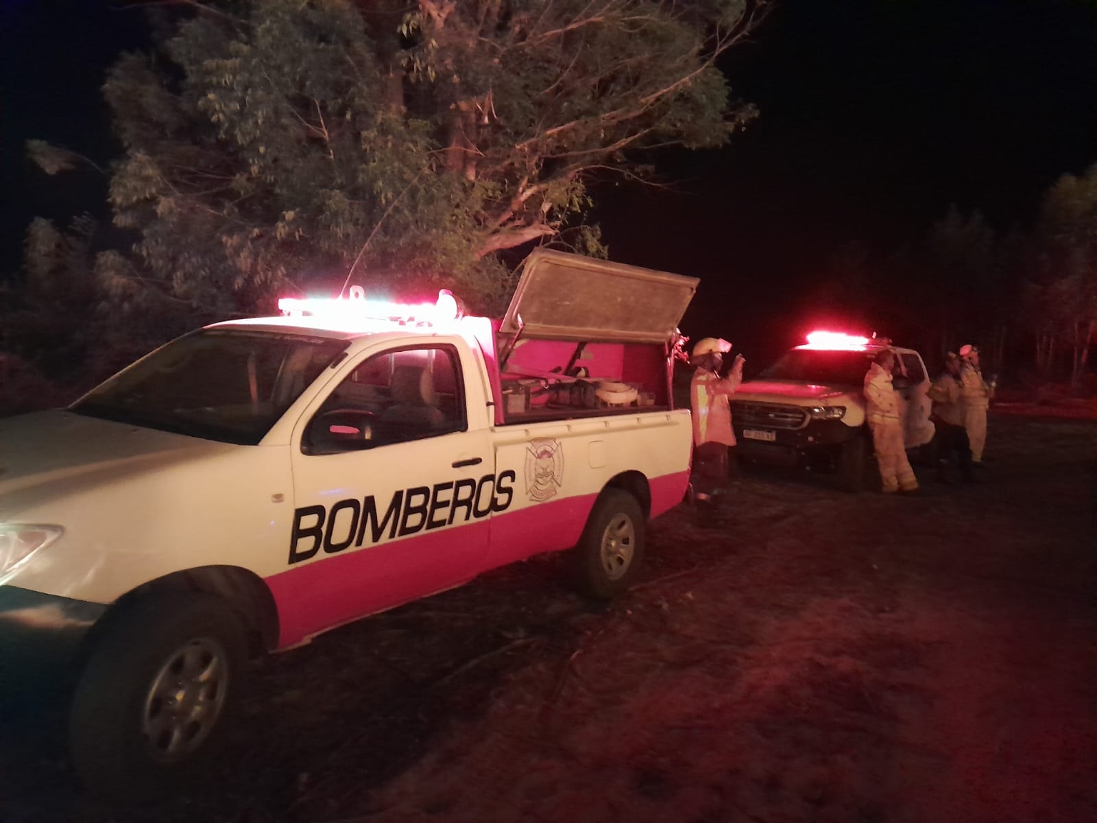Esquina: Más de treita bomberos trabajaron para sofocar un incendio