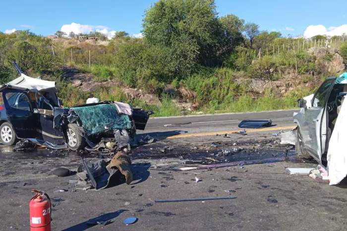 Fatal choque frontal en Córdoba: cuatro muertos y un bebé herido