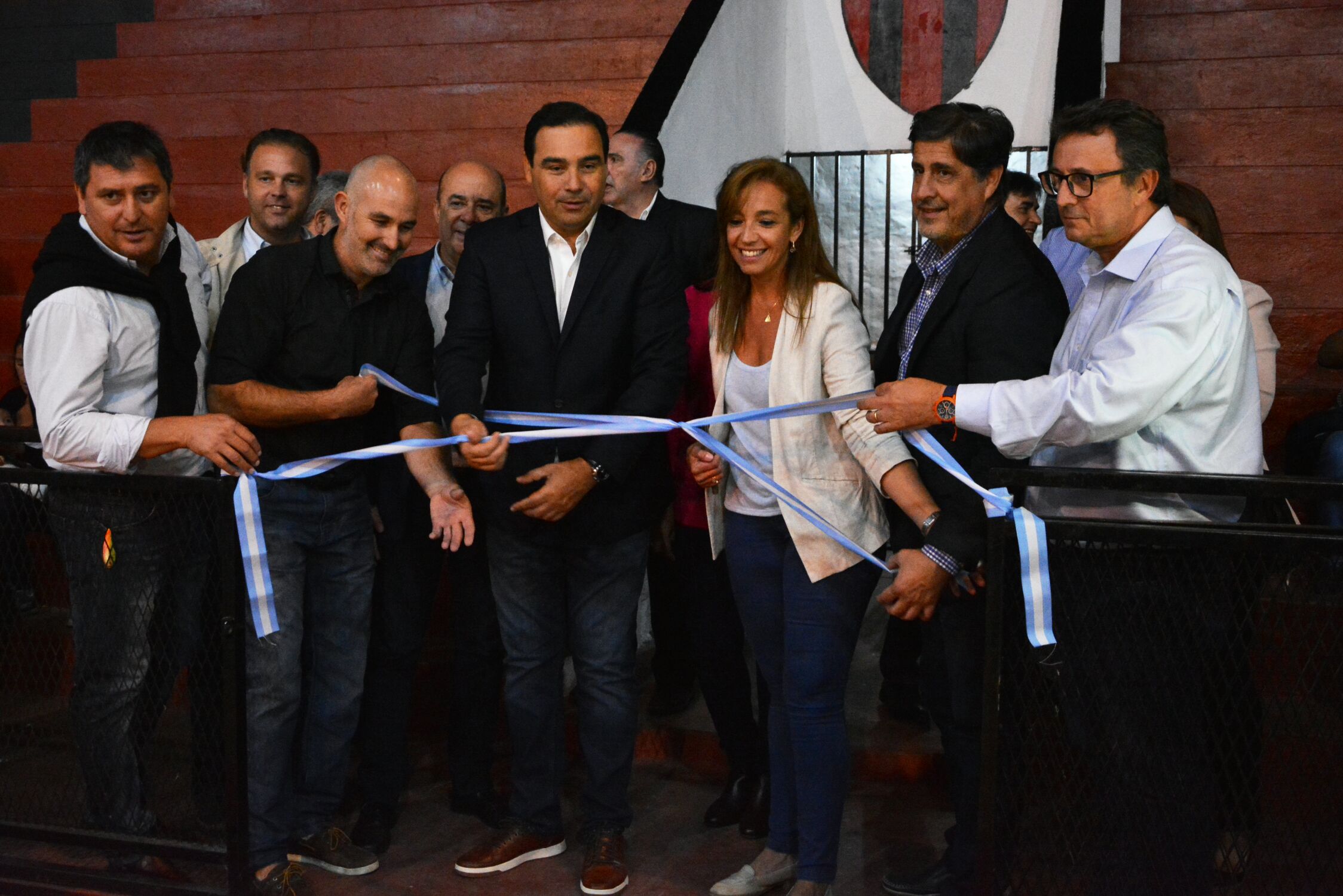 Mancini: "Con orgullo puedo decir que el Gobierno provincial y yo cumplimos con la familia roja y negra"