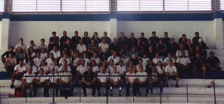 La Asociación esquinense de basquet  colaboro con los asistentes de la ciudad