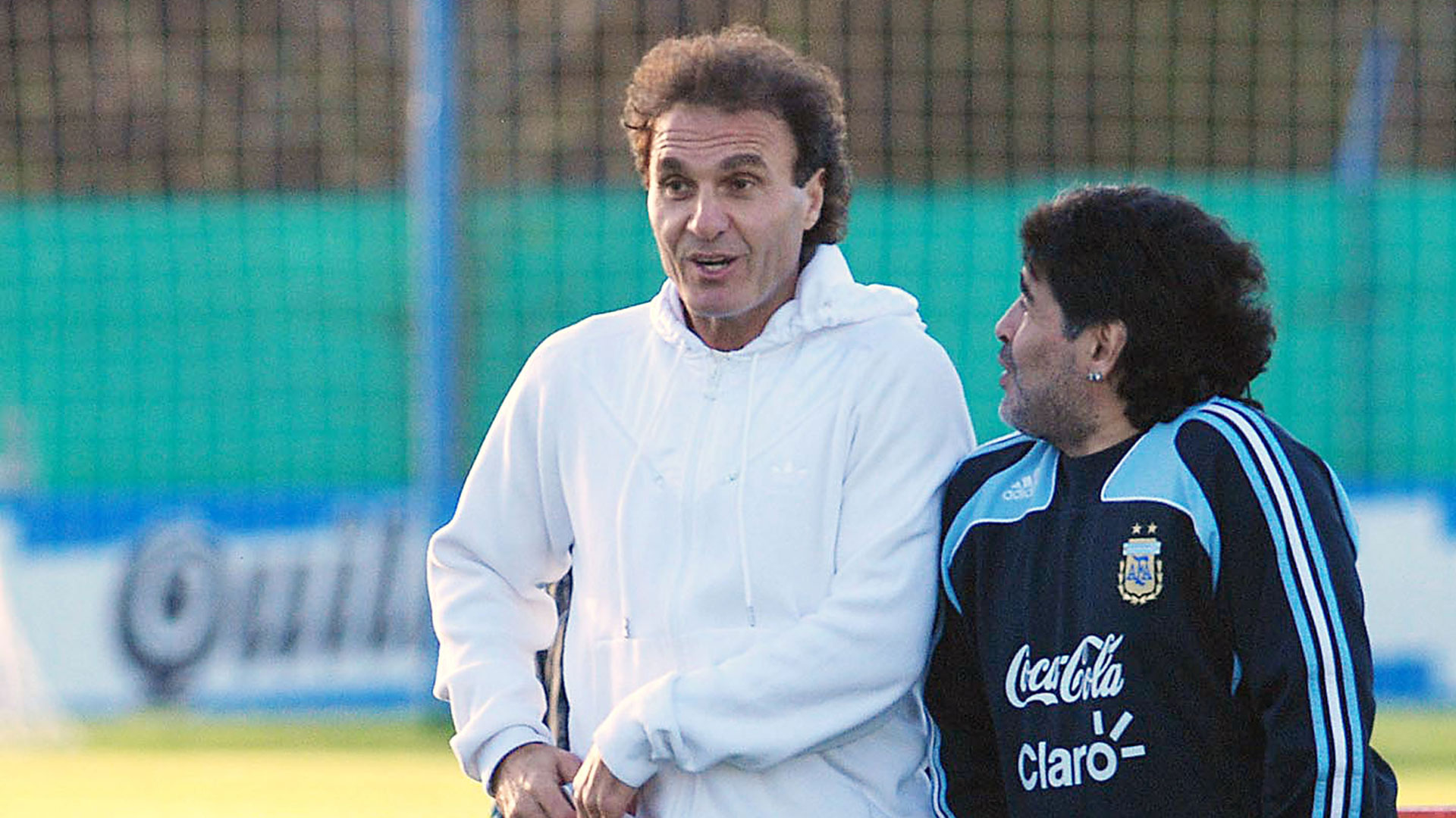 «Estaban peleados a muerte»: la fuerte historia que nadie sabía sobre Maradona y Ruggeri