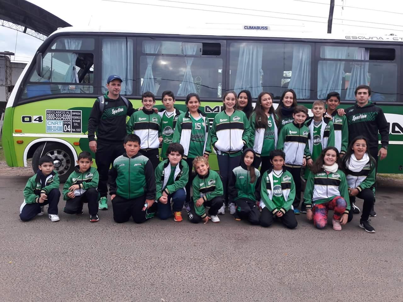 Sportiva participó de un encuentro de minibásquet por el aniversario de Comunicaciones en Mercedes
