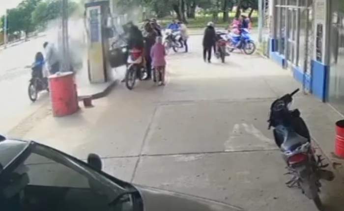 Impactante video: explotó el surtidor de una estación de servicio de Chaco