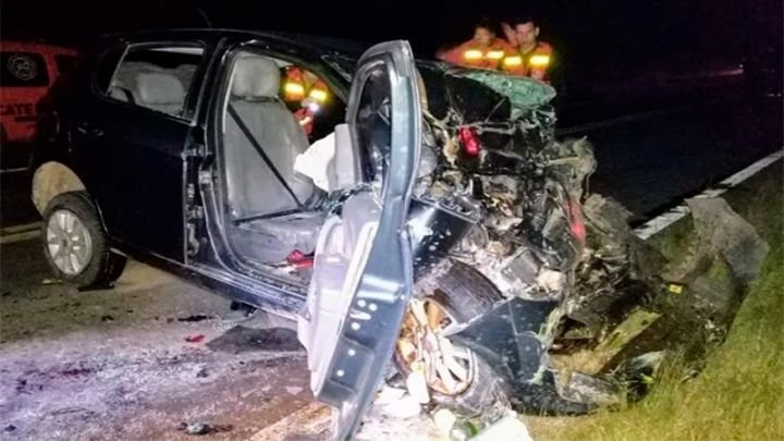 Un entrerriano murió cuando chocó su auto contra un colectivo que partió de Corrientes