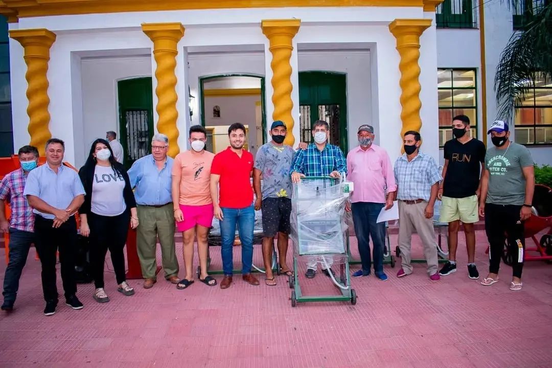 Esquina: entregaron herramientas a emprendedores locales