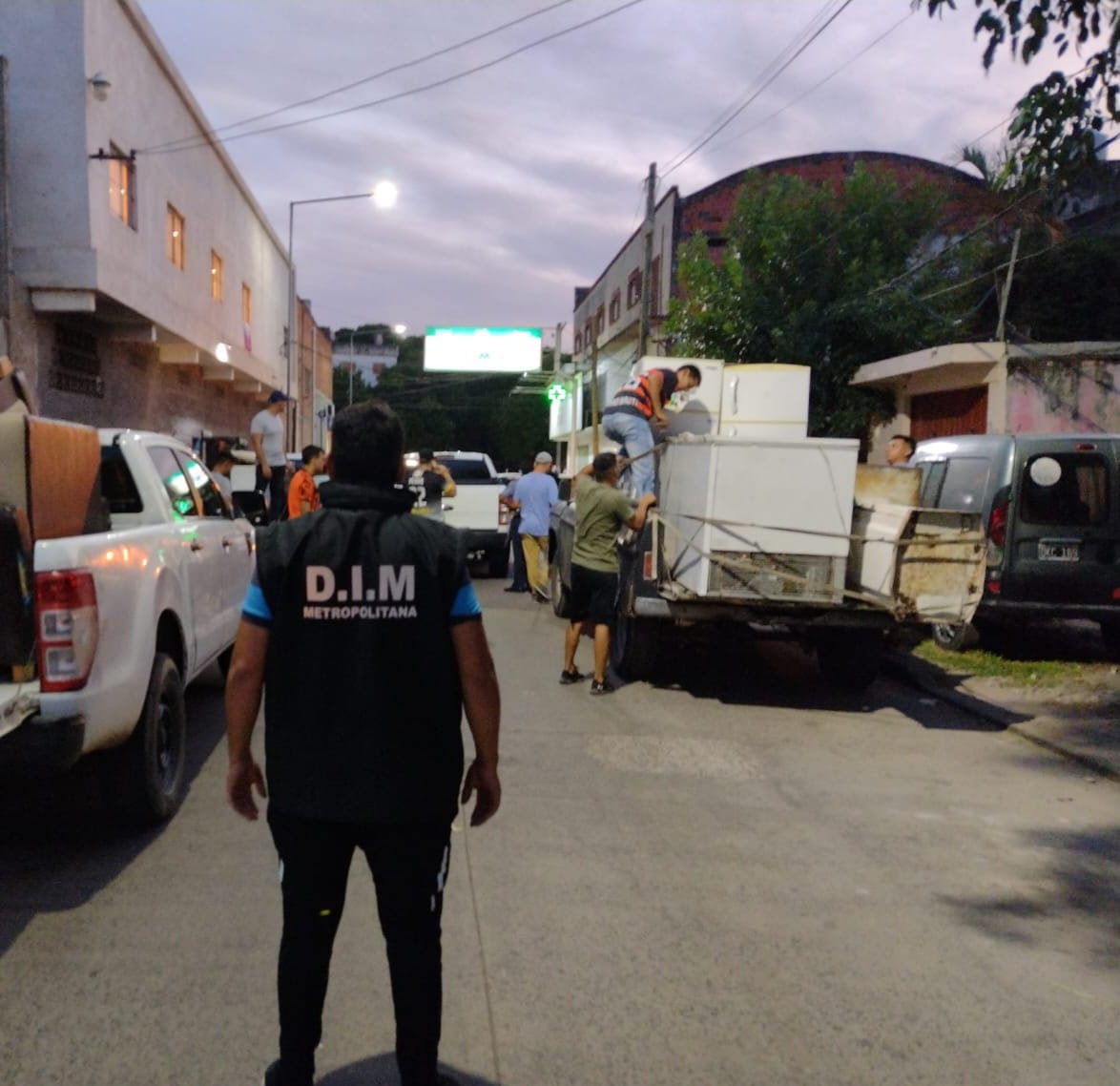 Con una camioneta le desvalijaron la casa: hay un detenido