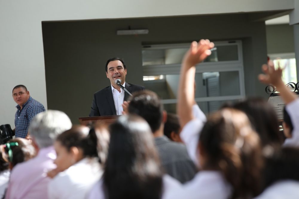 Valdés inaugurará este lunes un nuevo edificio escolar y obras