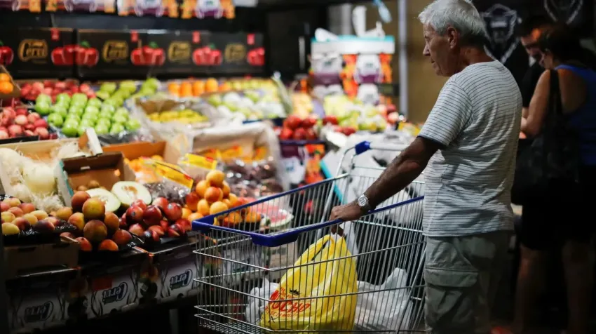 La inflación de agosto fue del 4,2% y acumuló 236,7% en los últimos doce meses
