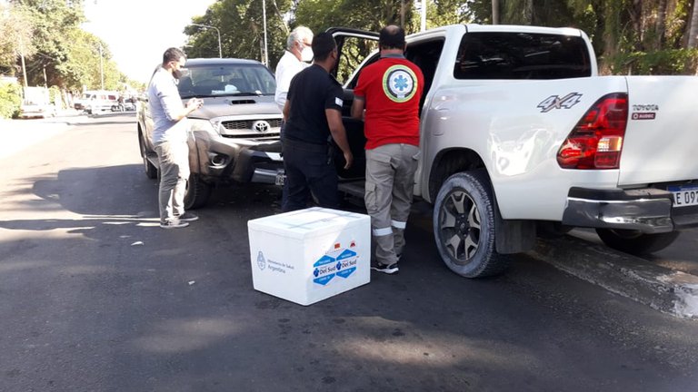 Se accidentó el ministro de Salud de Corrientes: en el auto llevaba vacunas contra el COVID-19