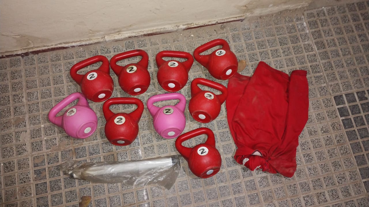 Corrientes: ¡Un ladrón fitness! Se robó nueve pesas