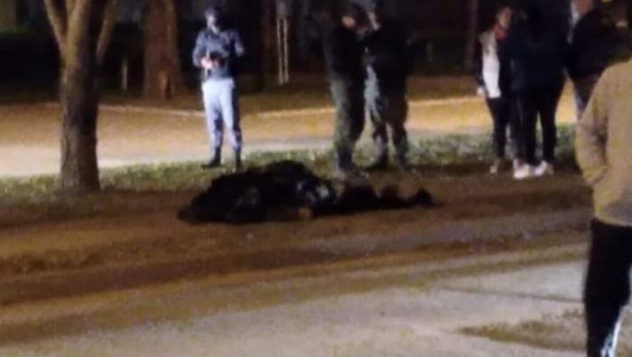 Un hombre se suicidó frente a Gendarmería y desconocidos llevaron el arma