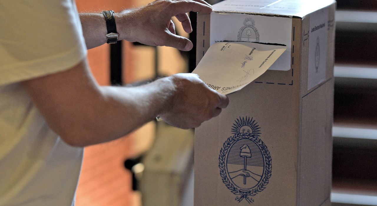 Corrientes elegirá gobernador y vice el 29 de agosto próximo