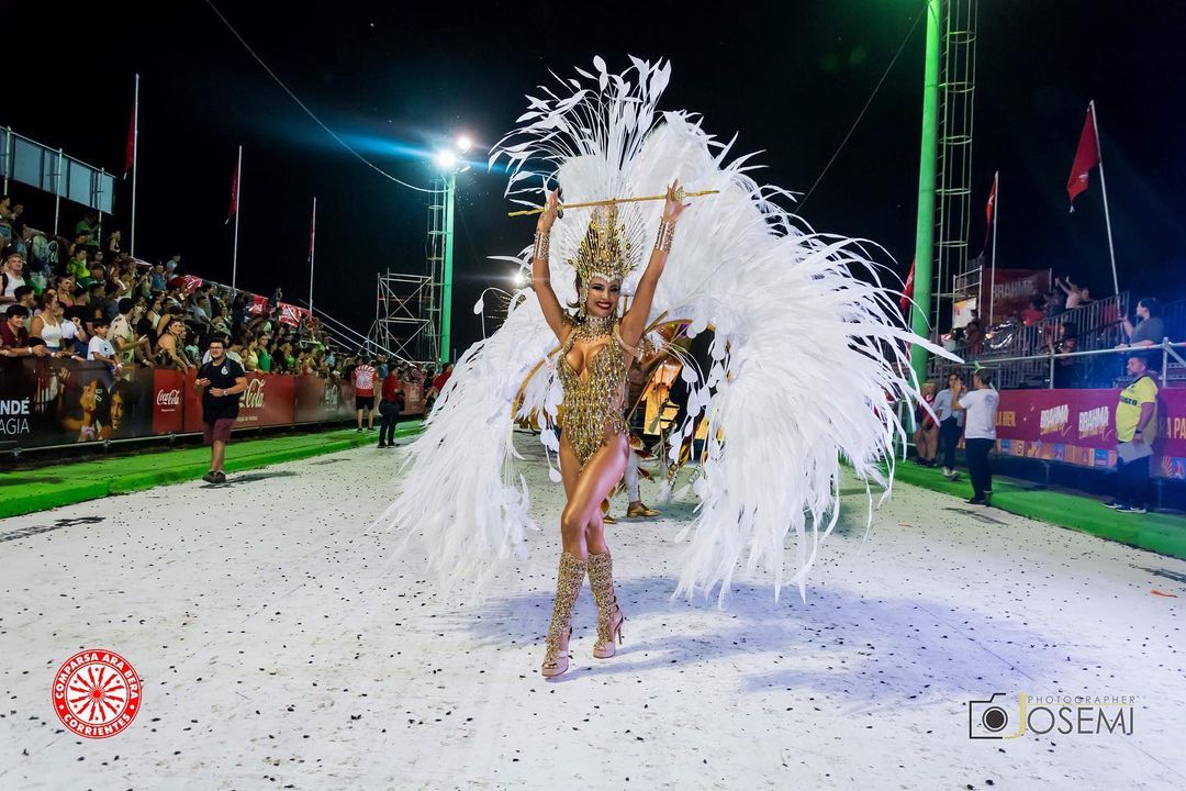 Lourdes Sánchez brilló como Bastonera de Ará Berá