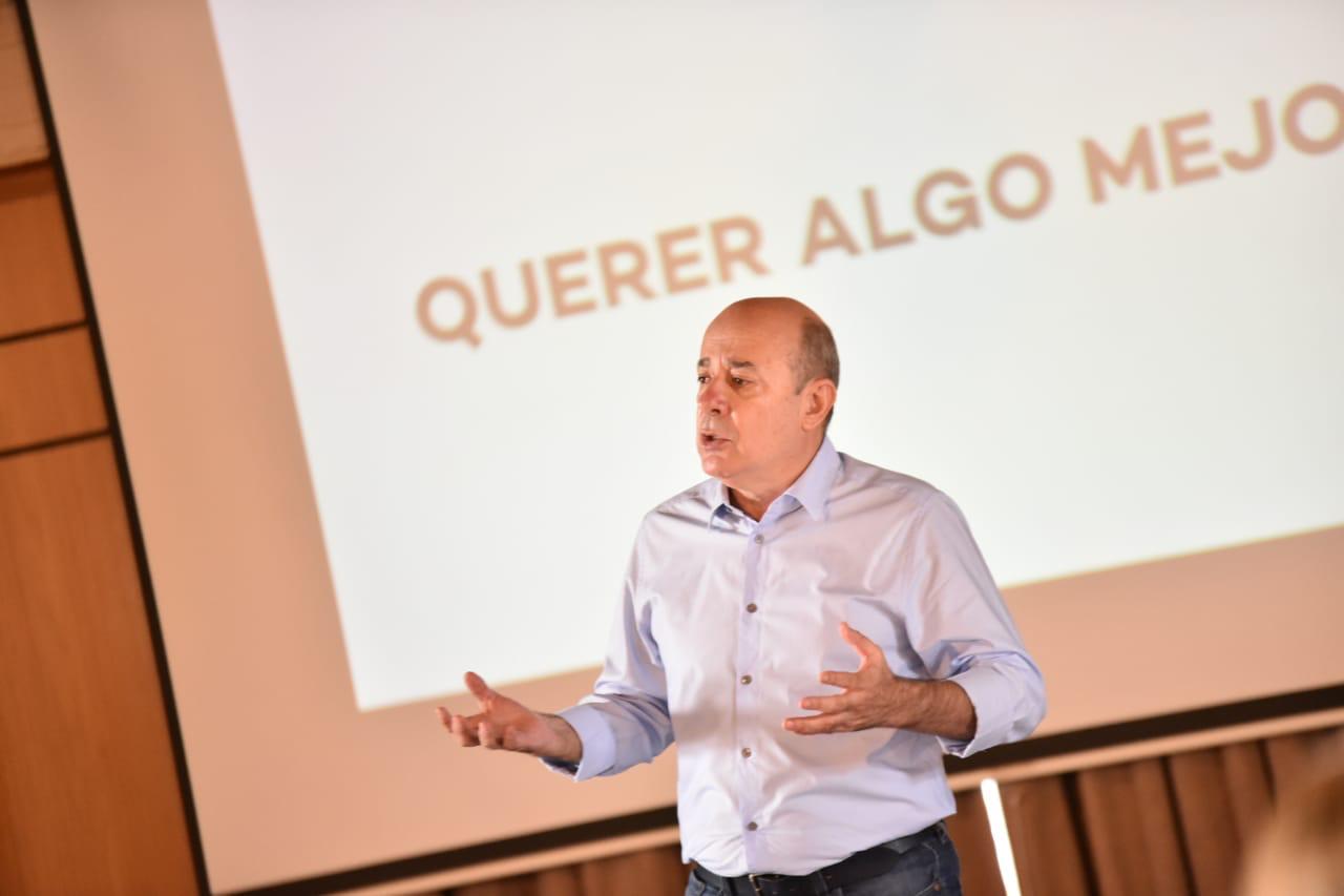 Canteros lanzó su candidatura a intendente de Corrientes