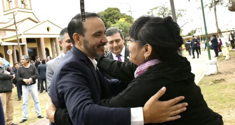 Valdés acompañó a la comunidad de Mburucuyá en su fiesta patronal por San Antonio de Padua