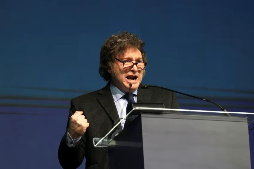 Tras la marcha, Milei vetó la ley de financiamiento universitario