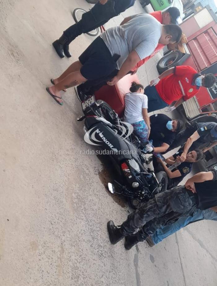 Tremendo: chocó con una moto y un hierro se incrustó en su entrepierna